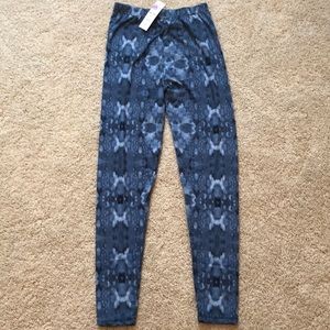 NWT - Agnes & Dora Leggings - Size S/M